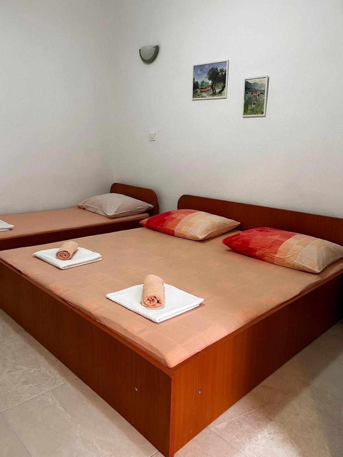 Apartments By The Sea Podaca, Makarska - 4734 Buitenkant foto