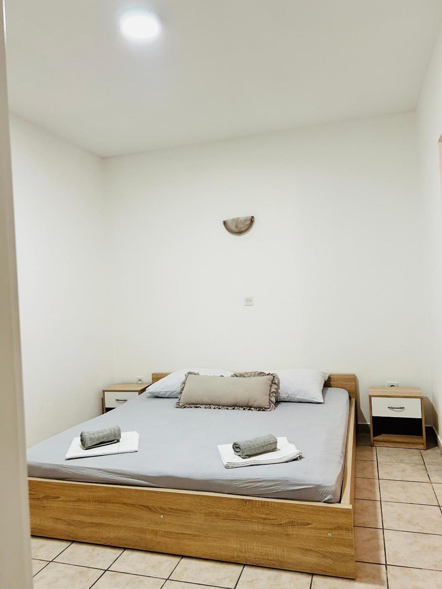 Apartments By The Sea Podaca, Makarska - 4734 Buitenkant foto